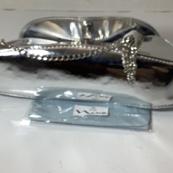 ORCHID CRYSTAL FLAP MIRROR METALLIC PATENT CLUTCH BAG - Picture 10 of 10